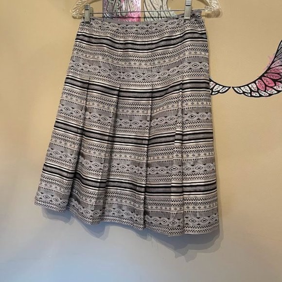 Women's Nine West Pleated Skirt - Picture 1 of 3